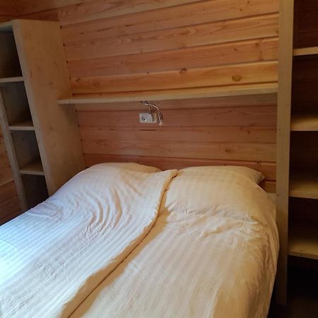 Vakantiepark De Bronzen Eik Sellingen Εξωτερικό φωτογραφία