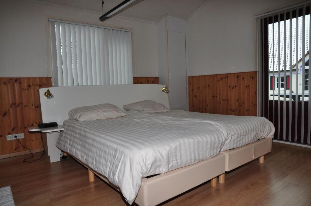 Vakantiepark De Bronzen Eik Sellingen Δωμάτιο φωτογραφία
