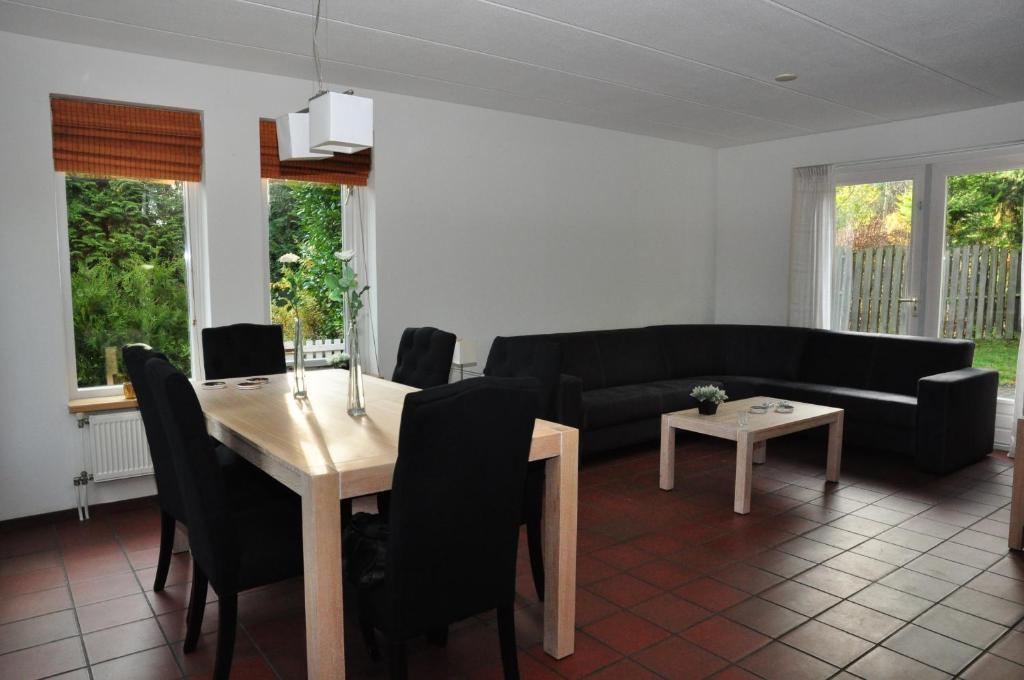 Vakantiepark De Bronzen Eik Sellingen Δωμάτιο φωτογραφία